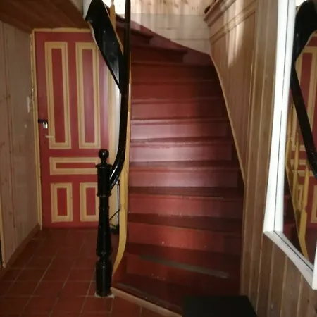 Center Villa